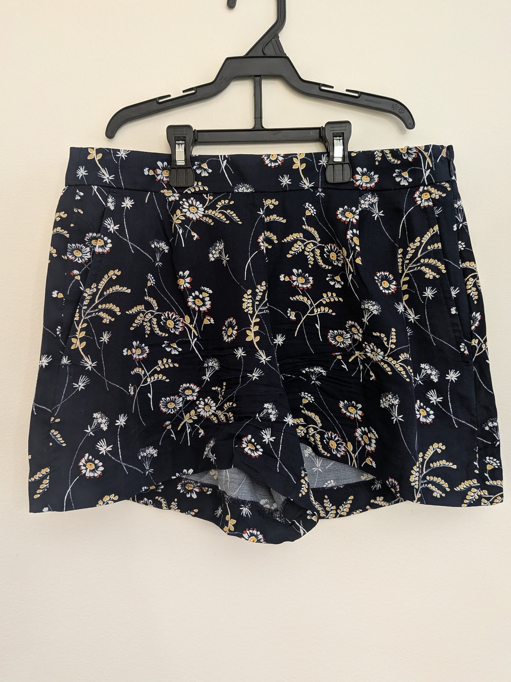 Loft Floral Navy Women's Shorts